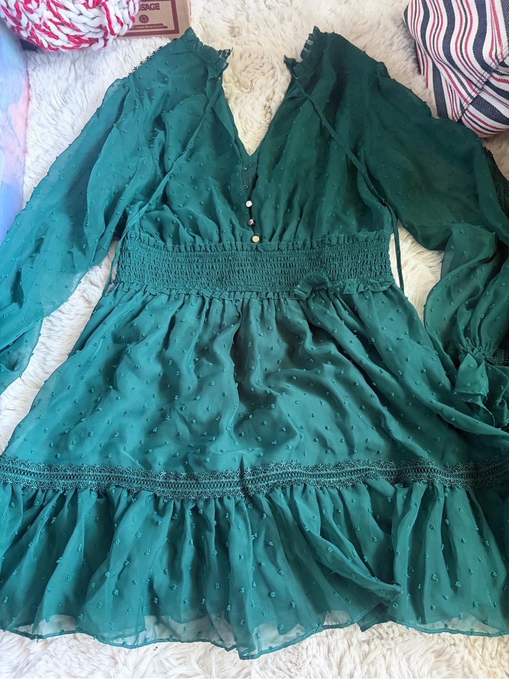 Women’s Green Long Sleeve Smocked Waist Dress
